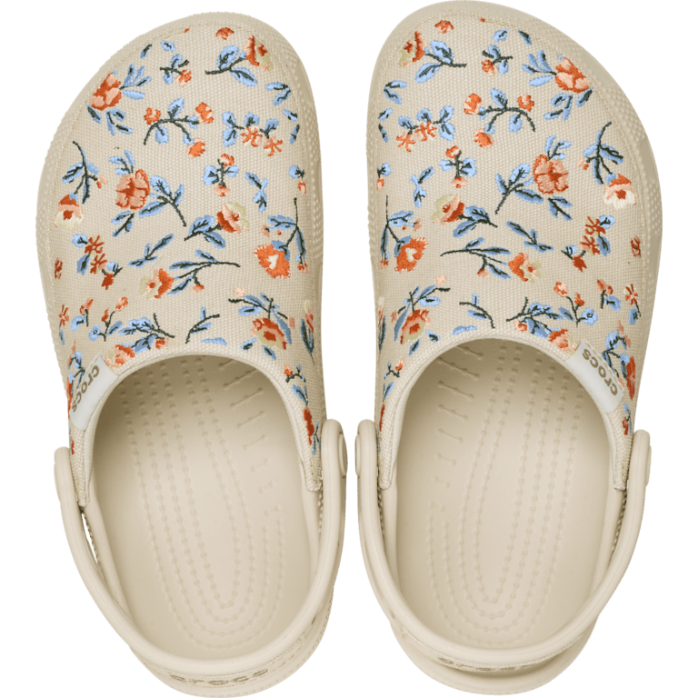 Classic Crafted Floral Clog